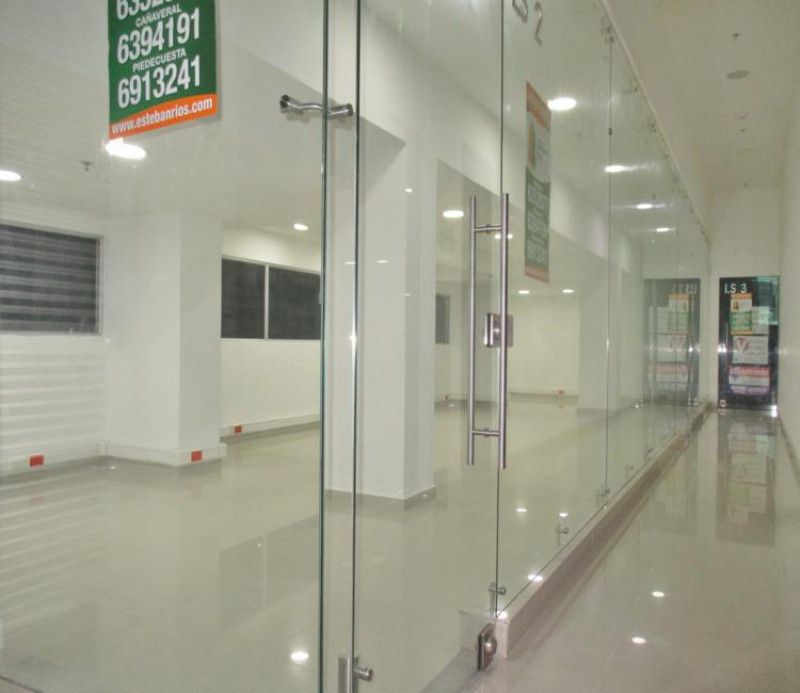 Local en arriendo Santander Piedecuesta Ub Pinares De Granada 51 m2 Habitaciones 0 Baños 0 Garajes 0 Precio $1860000