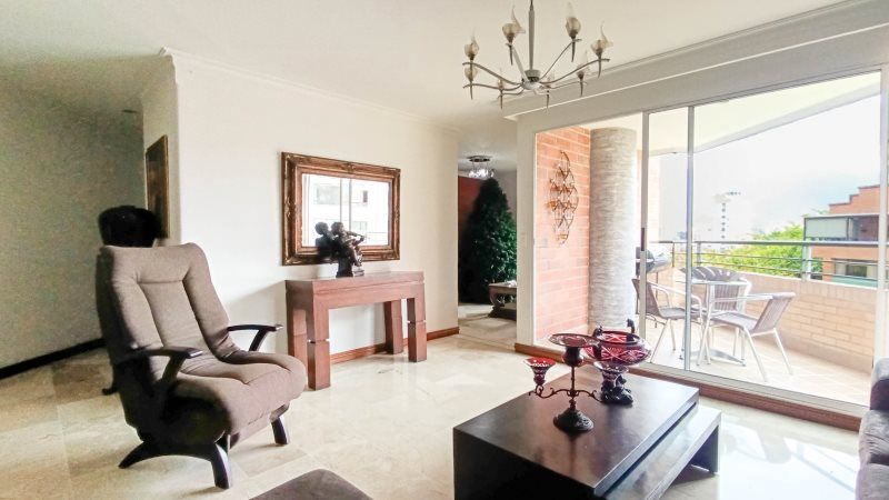 Apartamento en arriendo Antioquia Medellín Las Acacias 155 m2 Habitaciones 3 Baños 4 Garajes 1 Precio $6400000