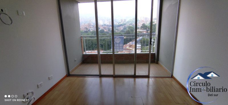 Apartamento en arriendo Antioquia Envigado La Paz 80 m2 Habitaciones 3 Baños 2 Garajes 1 Precio $3000000