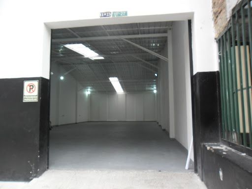 Bodega en arriendo Cundinamarca Bogotá Ciudad Berna 250 m2 Habitaciones 0 Baños 1 Garajes 0 Precio $9000000