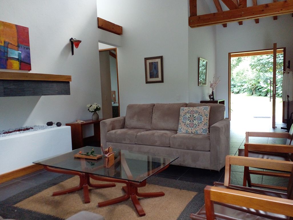 Casa en arriendo o venta Antioquia El Retiro El Retiro 200 m2 Habitaciones 3 Baños 6 Garajes 5 Precio venta $2220000000 Precio arriendo $12500000