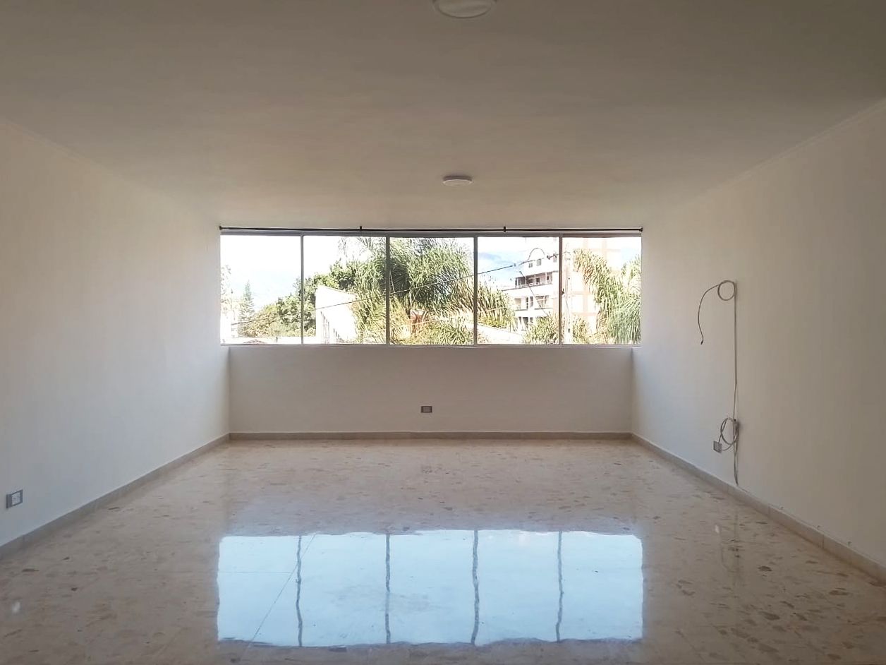 Apartamento en arriendo Antioquia Medellín Simon Bolivar 127 m2 Habitaciones 3 Baños 2 Garajes 2 Precio $3600000