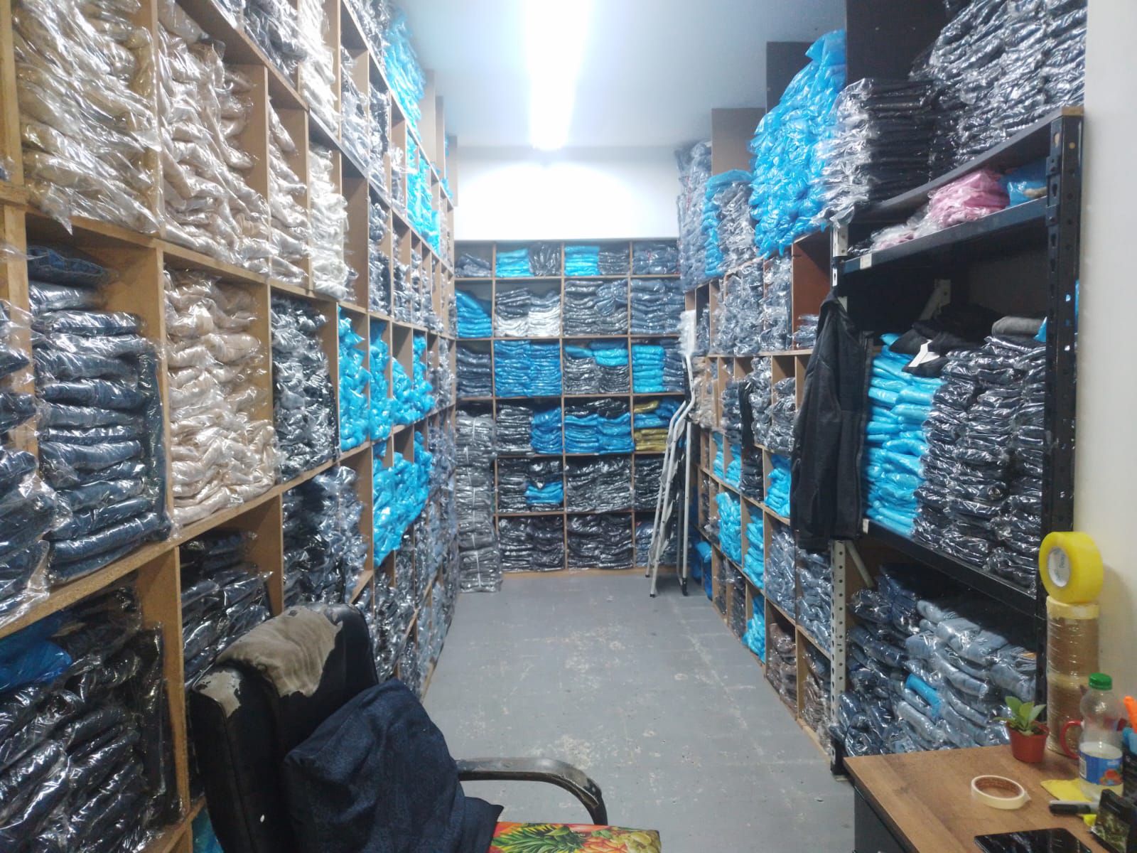 Bodega en arriendo Antioquia Medellín Tenche 500 m2 Habitaciones 0 Baños 6 Garajes 1 Precio $26000000