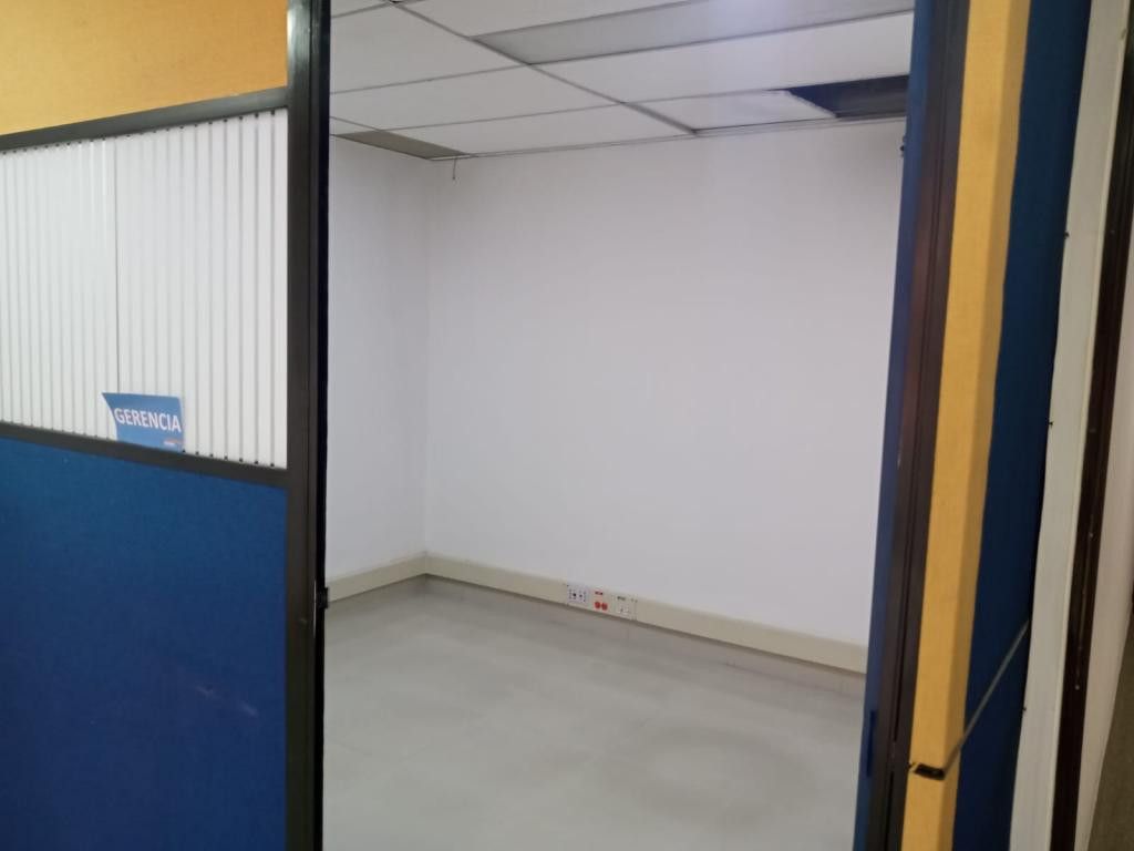 Oficina en venta Cundinamarca Bogotá Lago Gaitan 39 m2 Habitaciones 0 Baños 1 Garajes 1 Precio $220000000