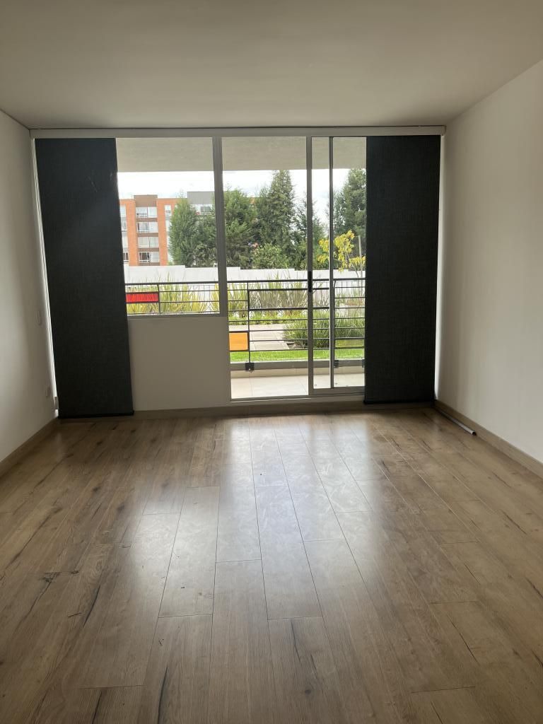 Apartamento en venta Cundinamarca Cajicá Santa Cruz 94 m2 Habitaciones 3 Baños 2 Garajes 2 Precio $550000000