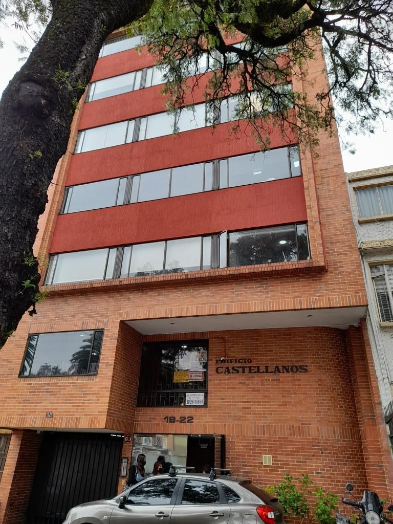 Oficina en venta Cundinamarca Bogotá San Luis 22 m2 Habitaciones 0 Baños 10 Garajes 1 Precio $130000000