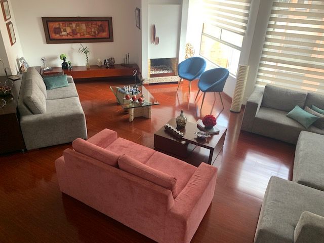 Apartamento en venta Cundinamarca Bogotá Los Alpes 224 m2 Habitaciones 3 Baños 4 Garajes 3 Precio $1998000000