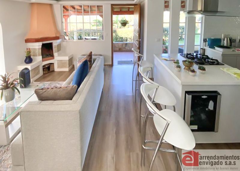 Casa en venta Antioquia Marinilla Santa Ana 3500 m2 Habitaciones 3 Baños 3 Garajes 0 Precio $1100000000