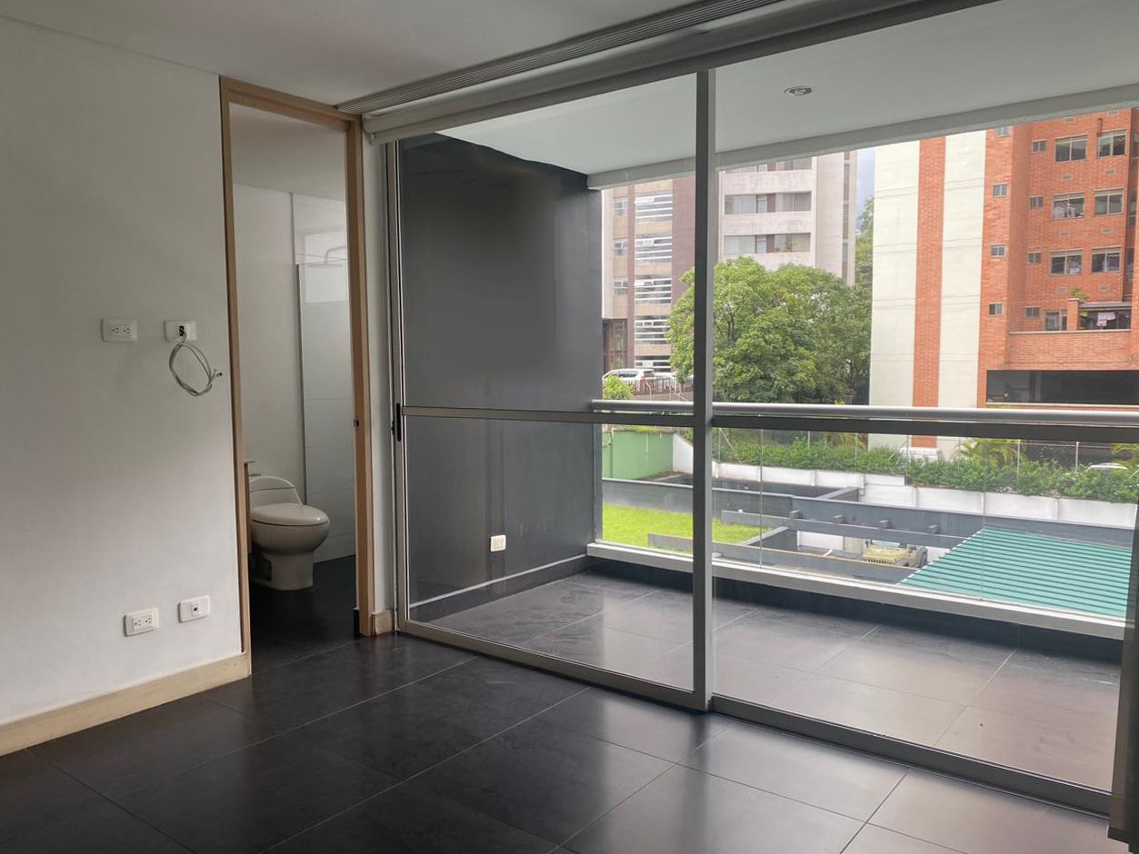Apartamento en arriendo Antioquia Medellín Medellín 80 m2 Habitaciones 2 Baños 2 Garajes 3 Precio $5000000