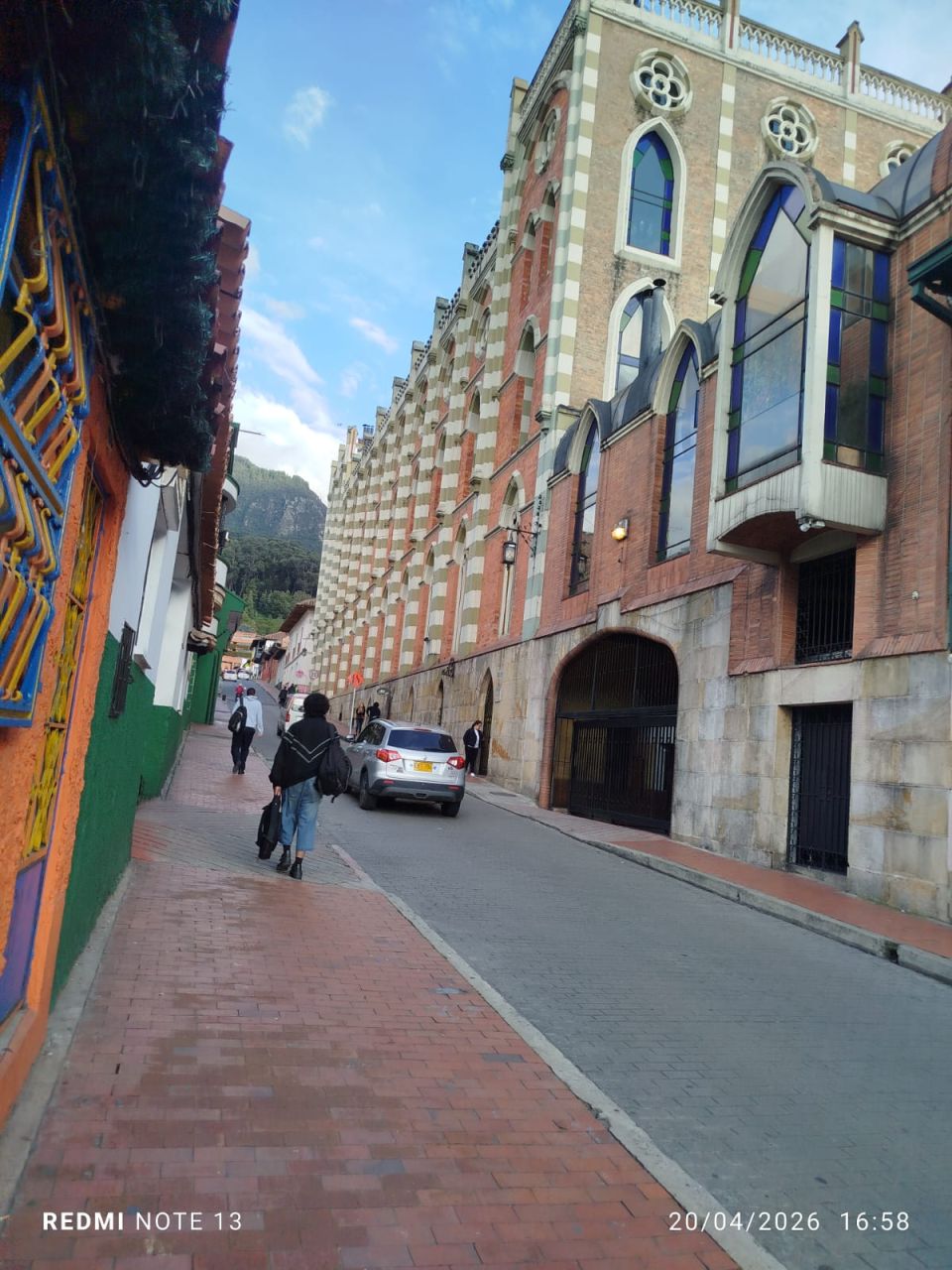 Apartamento en arriendo Cundinamarca Bogotá Cjr Calle Del Sol 99 m2 Habitaciones 1 Baños 2 Garajes 1 Precio $4210000