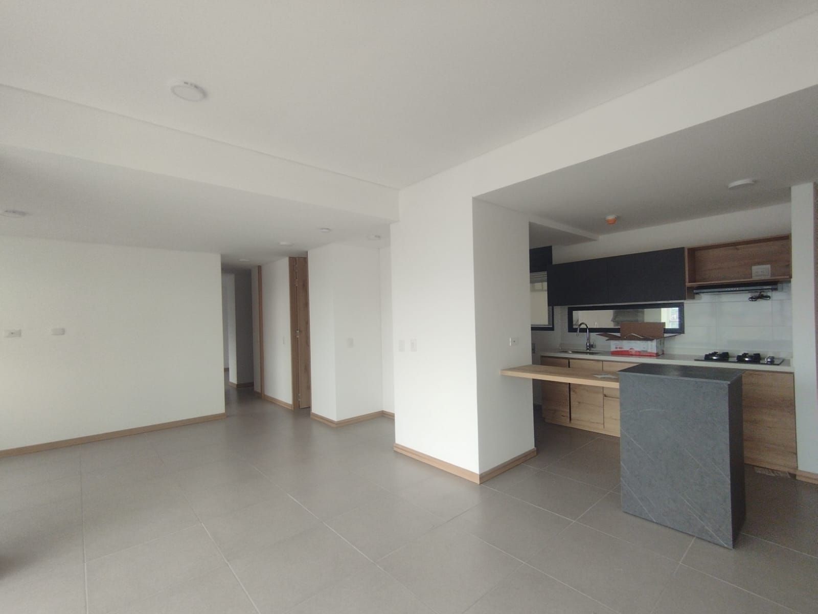 Apartamento en arriendo Risaralda Pereira Pinares De San Martín 85 m2 Habitaciones 2 Baños 2 Garajes 2 Precio $3850000