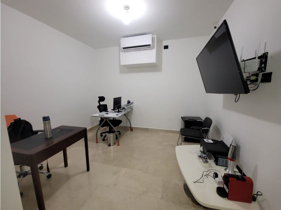 Oficina en venta Antioquia Medellín Urbanizacion Santa Maria De Oviedo 26 m2 Habitaciones 0 Baños 1 Garajes 1 Precio $530000000