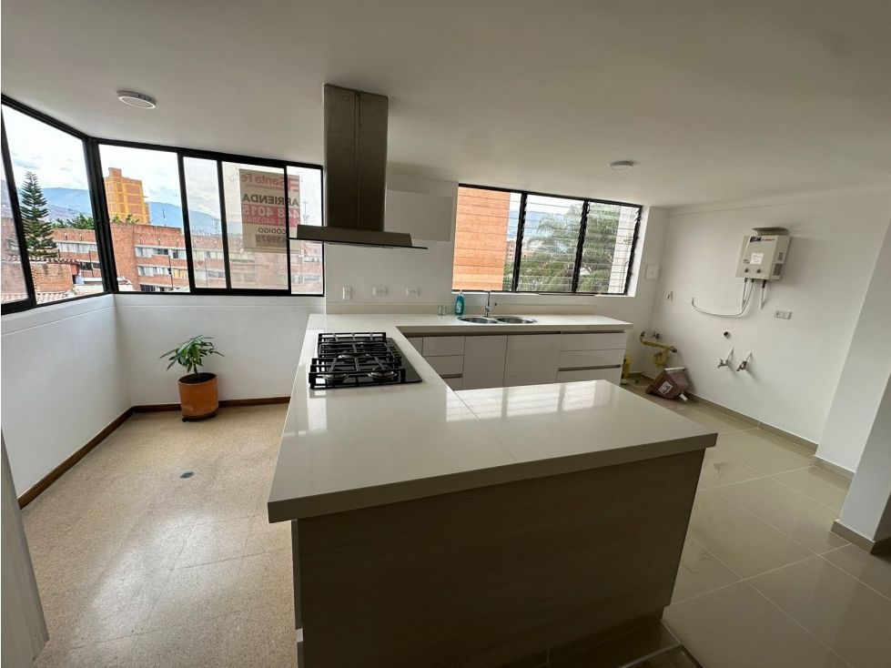 Apartamento en arriendo o venta Antioquia Medellín Laureles 120 m2 Habitaciones 3 Baños 4 Garajes 1 Precio venta $1100000000 Precio arriendo $4500000