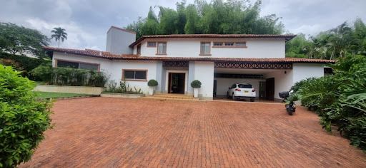 Casa en venta Risaralda Pereira Pereira 500 m2 Habitaciones 6 Baños 6 Garajes 2 Precio $2300000000
