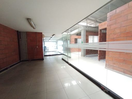 Bodega en arriendo Antioquia Medellín San Benito 240 m2 Habitaciones 0 Baños 2 Garajes 0 Precio $6500000