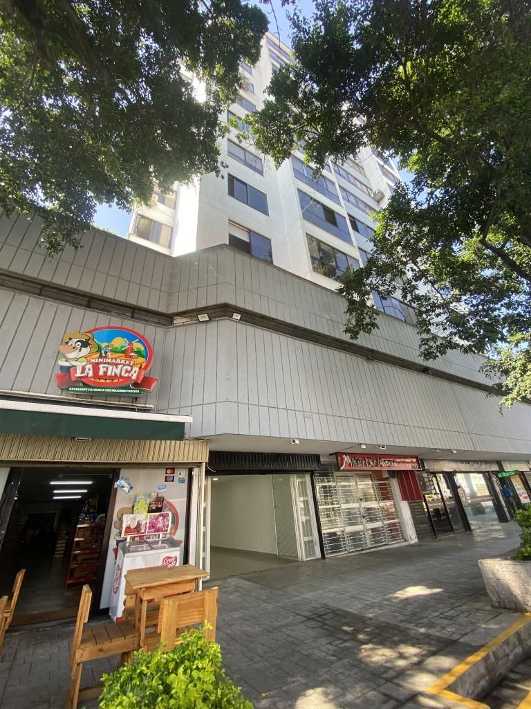 Local en arriendo Valle Del Cauca Cali Granada 60 m2 Habitaciones 0 Baños 1 Garajes 0 Precio $1500000