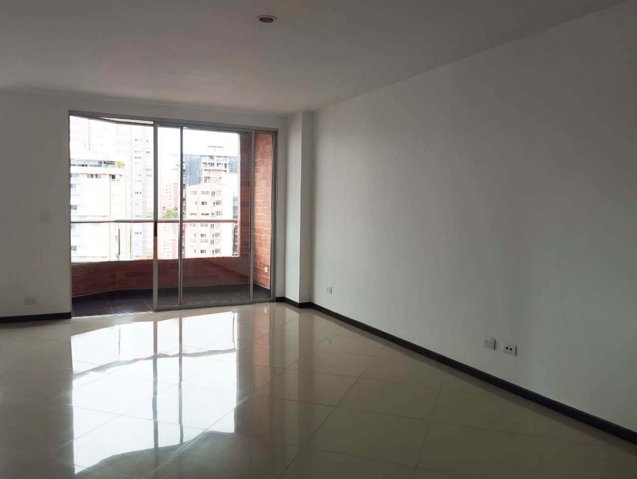 Apartamento en arriendo Antioquia Medellín Medellín 105 m2 Habitaciones 3 Baños 4 Garajes 3 Precio $6400000