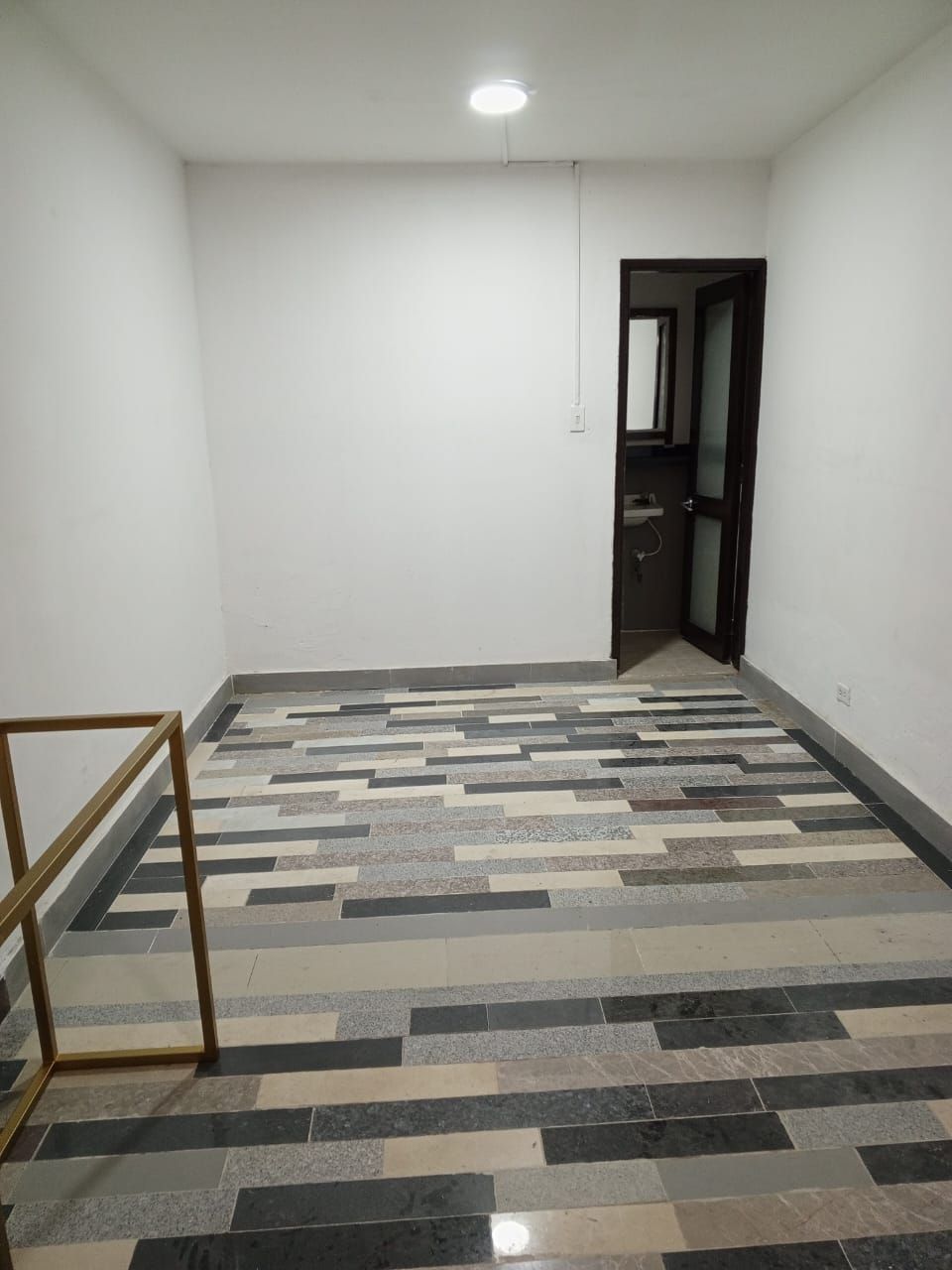 Local Comercial en arriendo Cundinamarca Bogotá Las Orquideas 60 m2 Habitaciones 1 Baños 2 Garajes 1 Precio $3600000