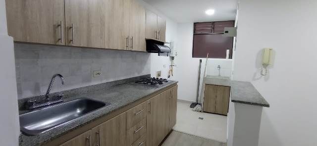 Apartamento en arriendo Antioquia Envigado La Sebastiana 70 m2 Habitaciones 2 Baños 2 Garajes 2 Precio $2500000