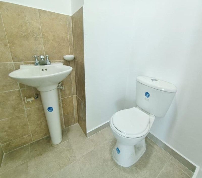 Local en arriendo Santander Piedecuesta San Antonio 41 m2 Habitaciones 0 Baños 4 Garajes 0 Precio $5279000