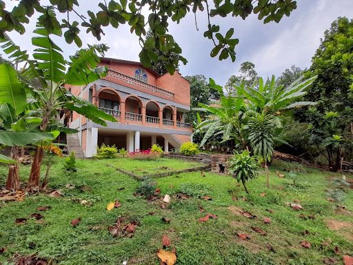 Casa en venta Antioquia Envigado El Chinguí 520 m2 Habitaciones 7 Baños 8 Garajes 5 Precio $2000000000