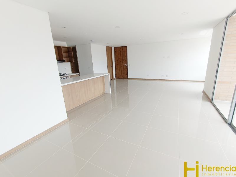 Apartamento en arriendo Antioquia Envigado El Portal 206 m2 Habitaciones 3 Baños 4 Garajes 0 Precio $10500000