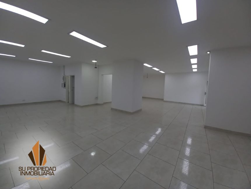 Local en arriendo Antioquia Medellín Villanueva 185 m2 Habitaciones 0 Baños 2 Garajes 0 Precio $6500000