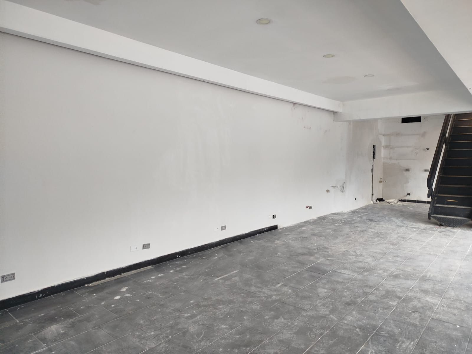 Local en arriendo Antioquia Medellín Los Naranjos 110 m2 Habitaciones 0 Baños 2 Garajes 1 Precio $11200000