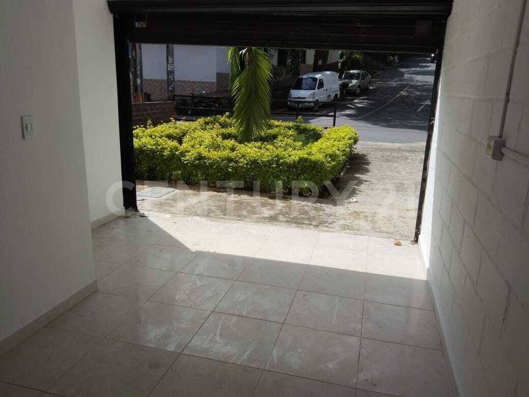 Local en arriendo Antioquia Medellín Boston 50 m2 Habitaciones 0 Baños 0 Garajes 1 Precio $2700000