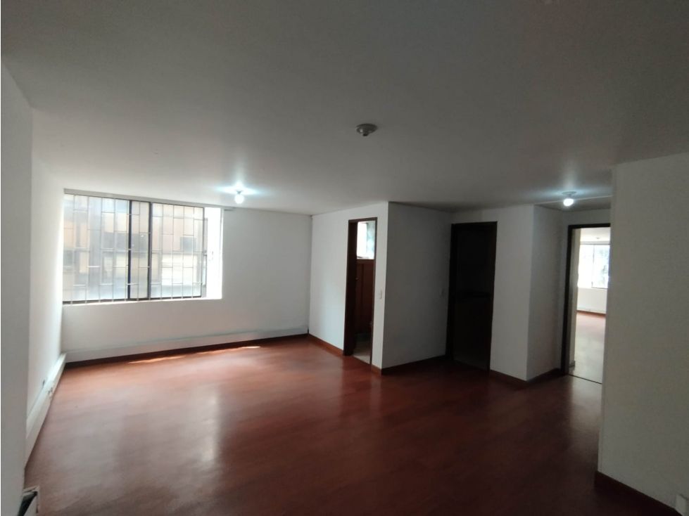 Oficina en arriendo Cundinamarca Bogotá Chicó Norte 68 m2 Habitaciones 0 Baños 2 Garajes 1 Precio $3000000