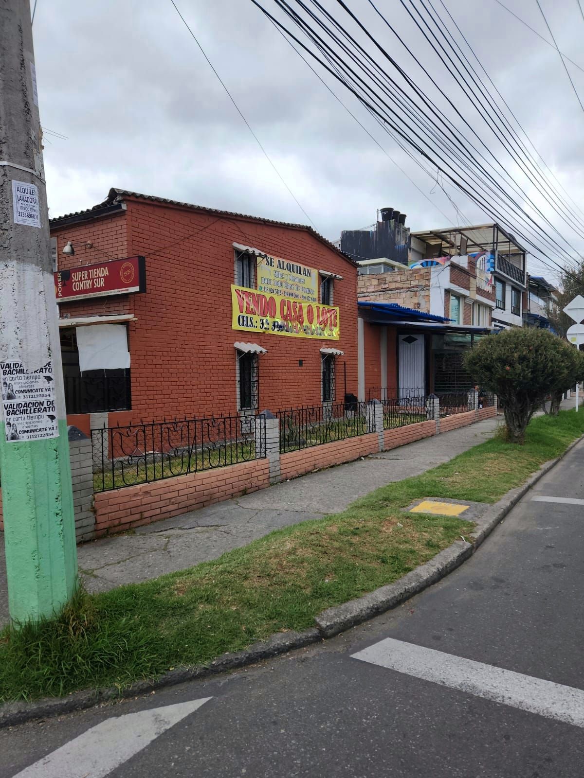 Casa en venta Cundinamarca Bogotá Ub Avenida Decima 250 m2 Habitaciones 3 Baños 4 Garajes 2 Precio $900000000