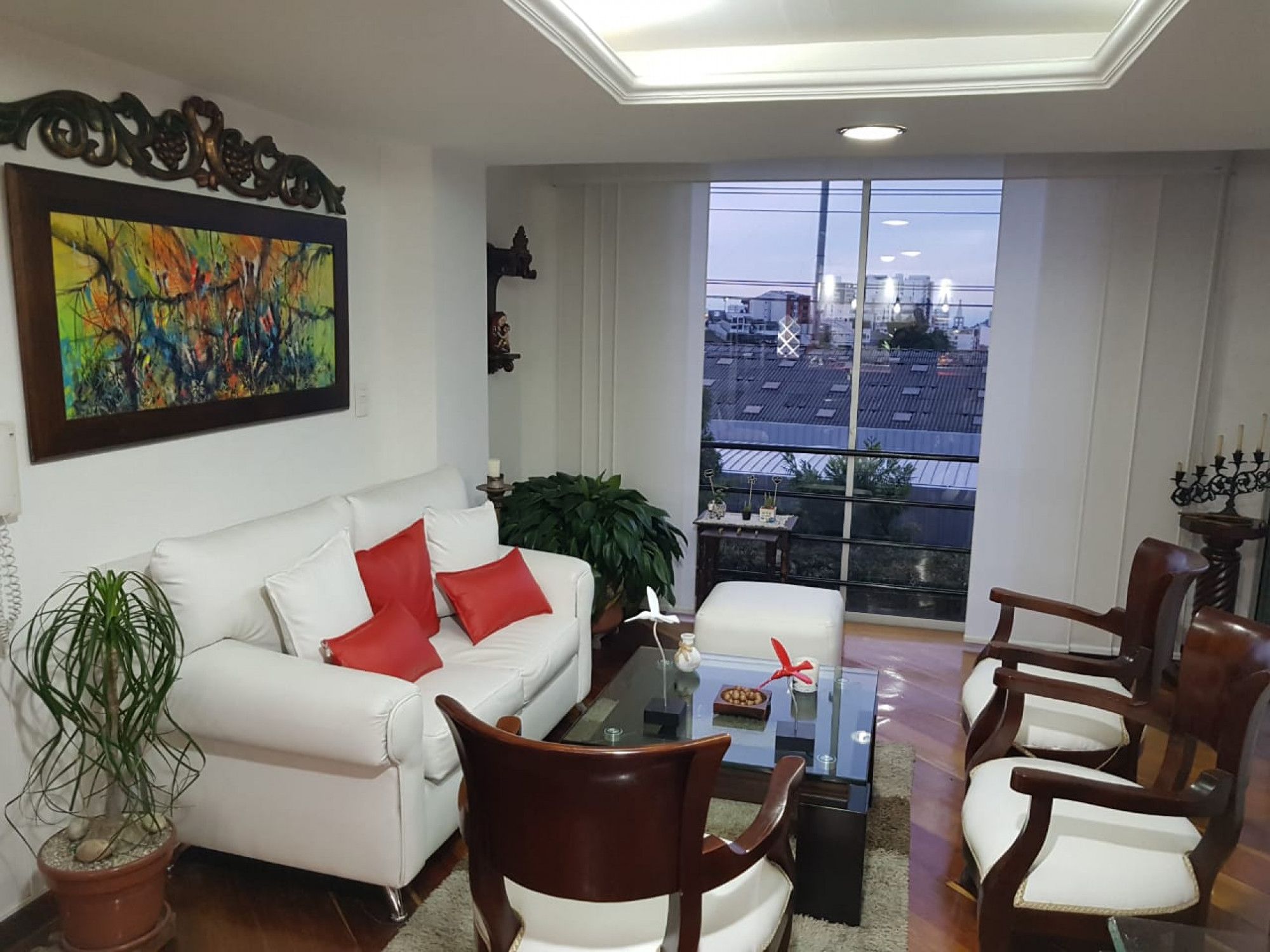 Apartamento en venta Caldas Manizales Los Laureles 86 m2 Habitaciones 3 Baños 2 Garajes 1 Precio $460000000