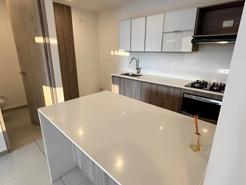 Apartaestudio en venta Antioquia Medellín Los Balsos No2 62 m2 Habitaciones 2 Baños 0 Garajes 2 Precio $780000000