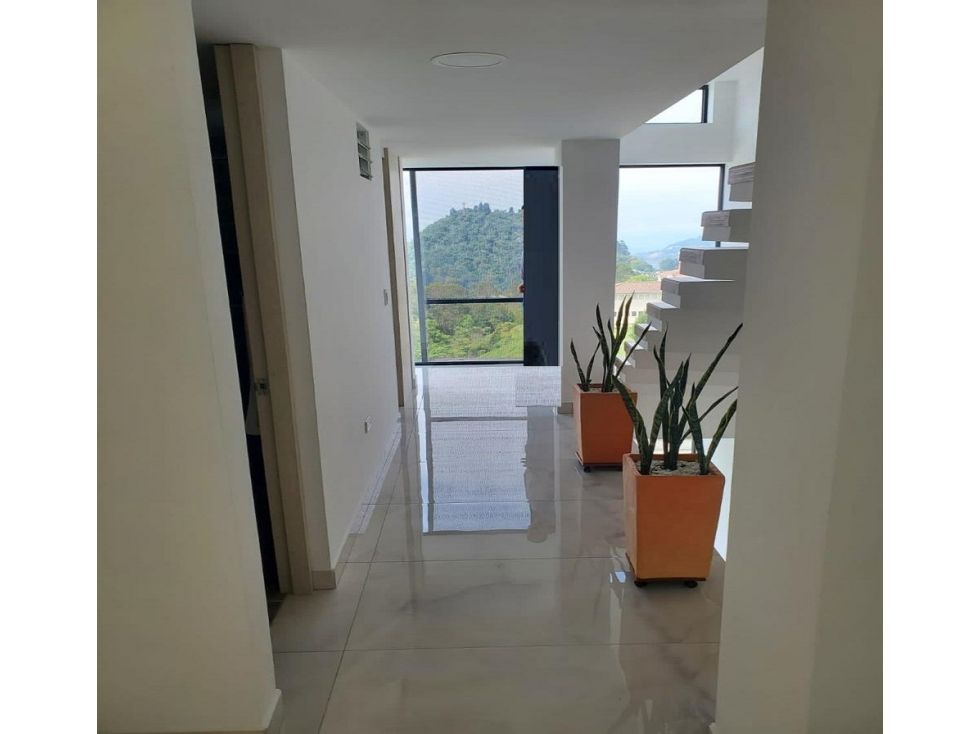Casa en venta Caldas Manizales Palo Grande 200 m2 Habitaciones 3 Baños 3 Garajes 0 Precio $1000000000
