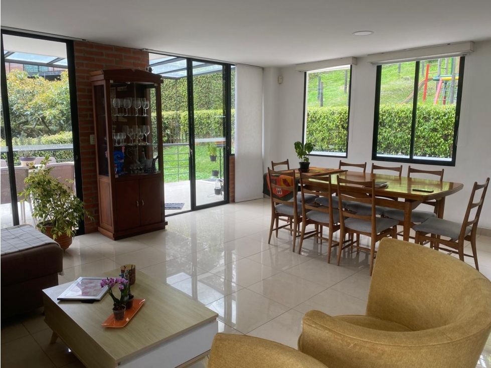 Casa en venta Caldas Villamaría El Palmar 340 m2 Habitaciones 5 Baños 13 Garajes 3 Precio $1350000000