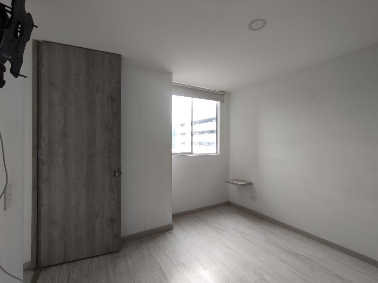Apartamento en arriendo Antioquia Medellín Castropol 79 m2 Habitaciones 3 Baños 2 Garajes 2 Precio $3600000