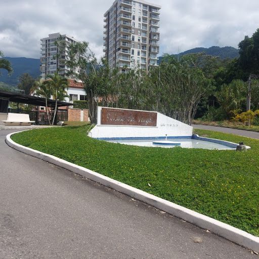 Casa en venta Tolima Ibagué Cr Palma Del Vergel 260 m2 Habitaciones 4 Baños 8 Garajes 3 Precio $1200000000