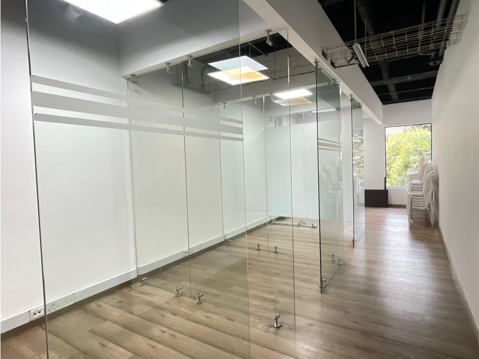 Local en arriendo Antioquia Medellín Alejandria 35 m2 Habitaciones 0 Baños 0 Garajes 1 Precio $3900000