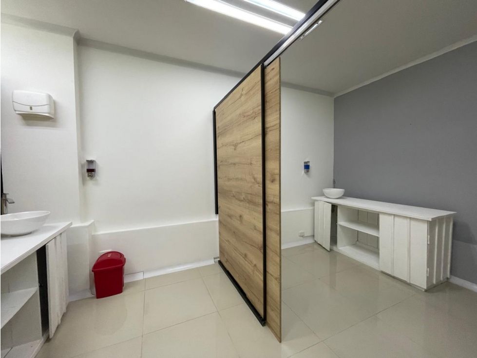 Local en arriendo Antioquia Medellín Alejandria 46 m2 Habitaciones 0 Baños 1 Garajes 0 Precio $4500000