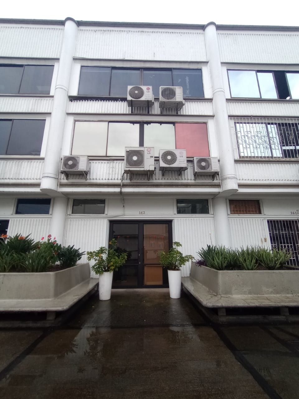 Bodega en venta Antioquia Envigado Las Vegas 360 m2 Habitaciones 0 Baños 4 Garajes 2 Precio $1400000000