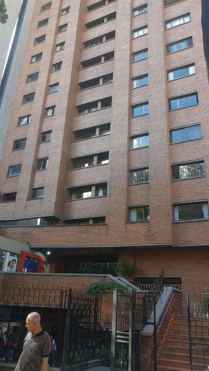 Oficina en venta Antioquia Medellín La Candelaria 33 m2 Habitaciones 0 Baños 1 Garajes 0 Precio $110000000