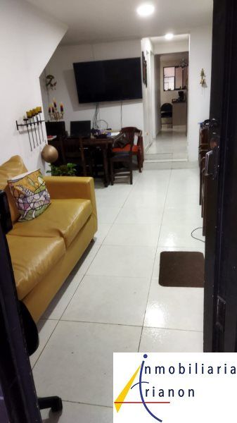 Apartamento en venta Antioquia Medellín Santa Teresita 63 m2 Habitaciones 3 Baños 2 Garajes 0 Precio $340000000