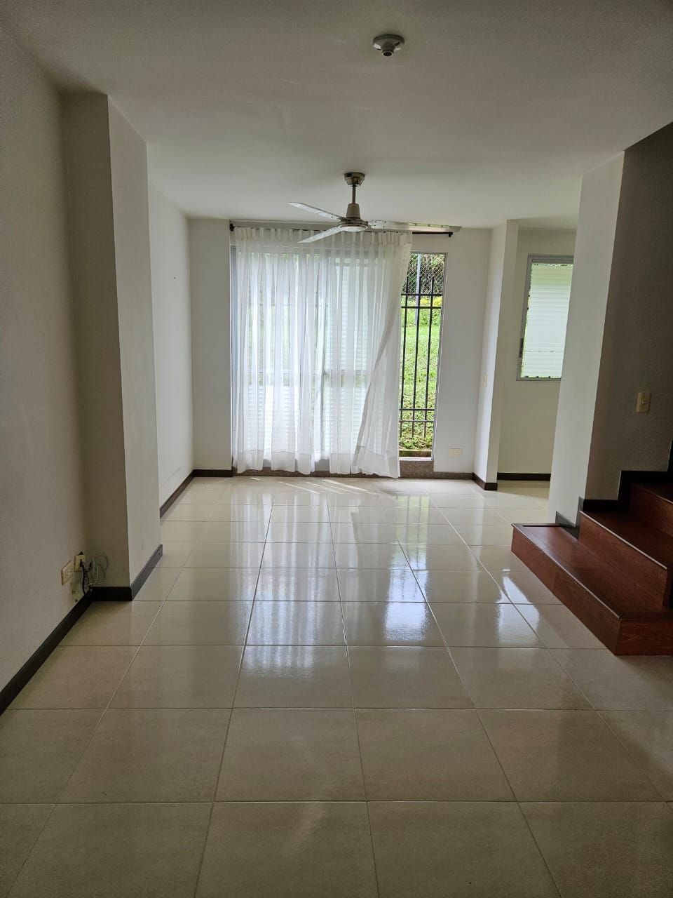Casa en arriendo Risaralda Pereira Zona Deportiva Villa Olimpica 120 m2 Habitaciones 3 Baños 4 Garajes 2 Precio $2350000