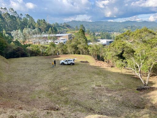 Lote en venta Antioquia El Retiro El Retiro 1 m2 Habitaciones 0 Baños 0 Garajes 1 Precio $1700000000