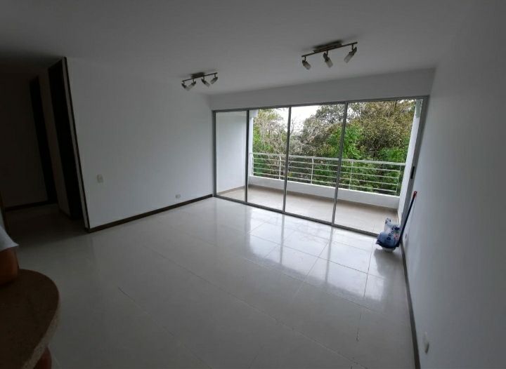 Apartamento en arriendo Valle Del Cauca Cali Bellavista 72 m2 Habitaciones 3 Baños 2 Garajes 2 Precio $2150000