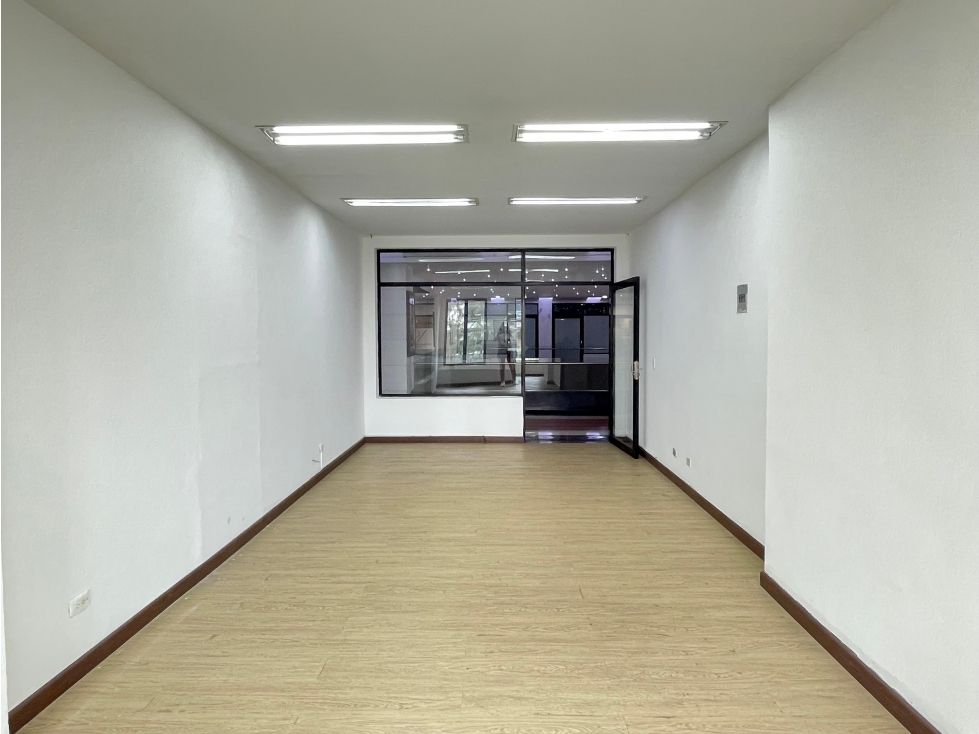 Local en arriendo Antioquia Medellín Alejandria 35 m2 Habitaciones 0 Baños 0 Garajes 1 Precio $3900000