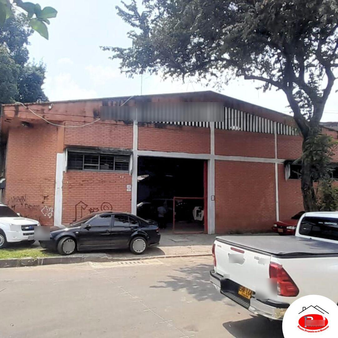Bodega en venta Valle Del Cauca Cali Troncal 712 m2 Habitaciones 0 Baños 2 Garajes 1 Precio $2100000000