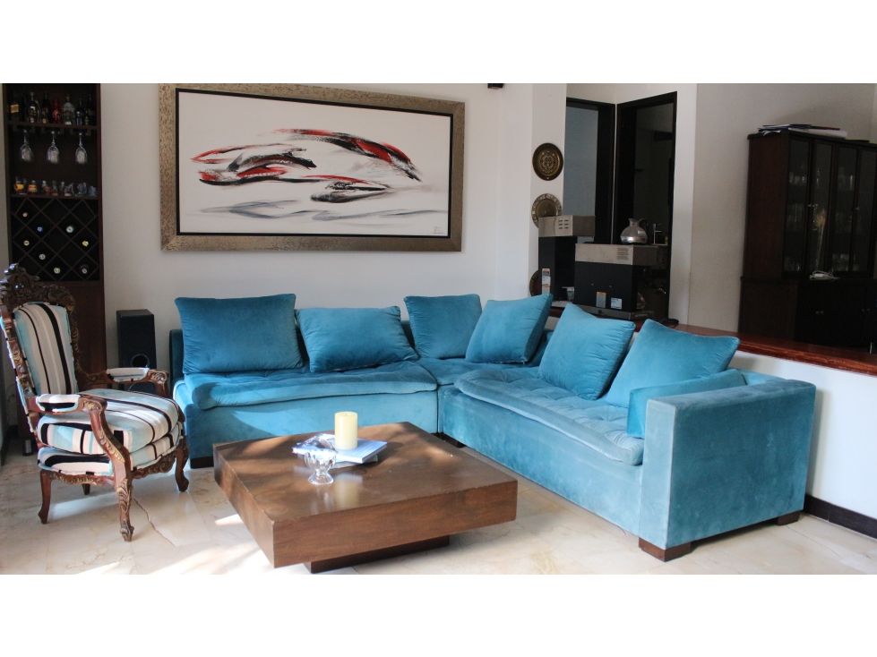 Casa en arriendo Antioquia Medellín Los Balsos No1 400 m2 Habitaciones 4 Baños 8 Garajes 5 Precio $13800000