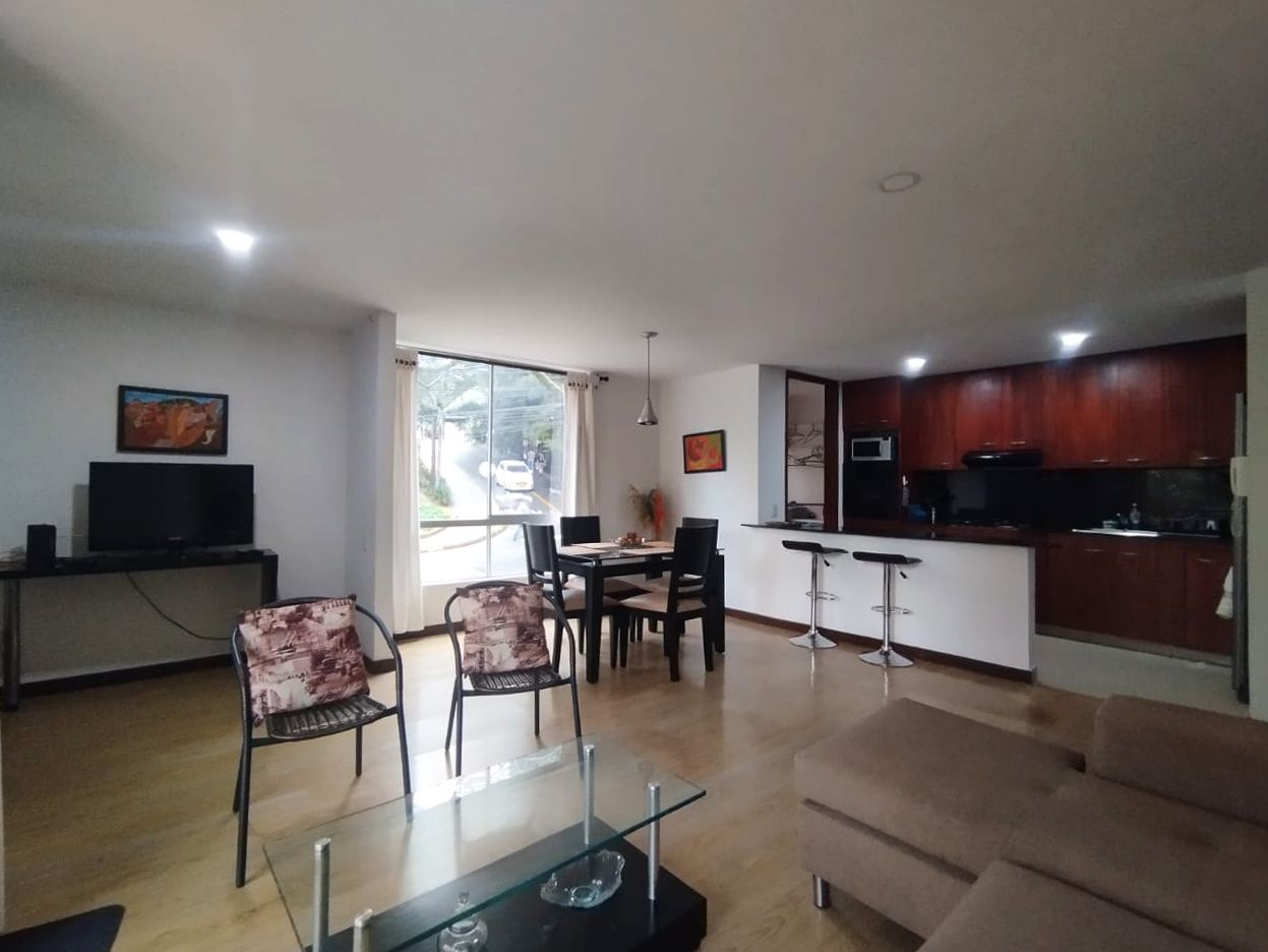 Apartamento en arriendo Antioquia Medellín La Linde 99 m2 Habitaciones 2 Baños 2 Garajes 2 Precio $5800000