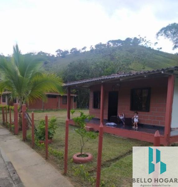 Casa en venta Antioquia Yolombó Yolombó 450 m2 Habitaciones 4 Baños 1 Garajes 0 Precio $220000000